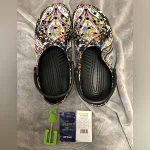 Vera Bradley Harry Potter Crocs.